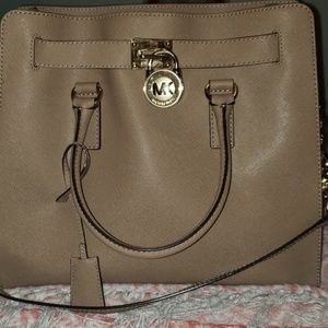 Micheal kors bag